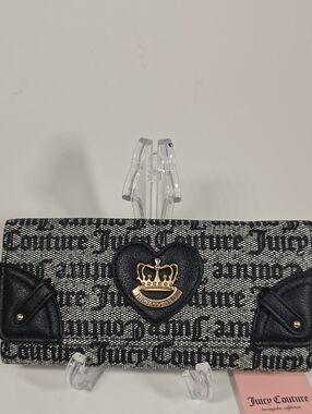 Juicy Couture Black Logo Heart Wallet